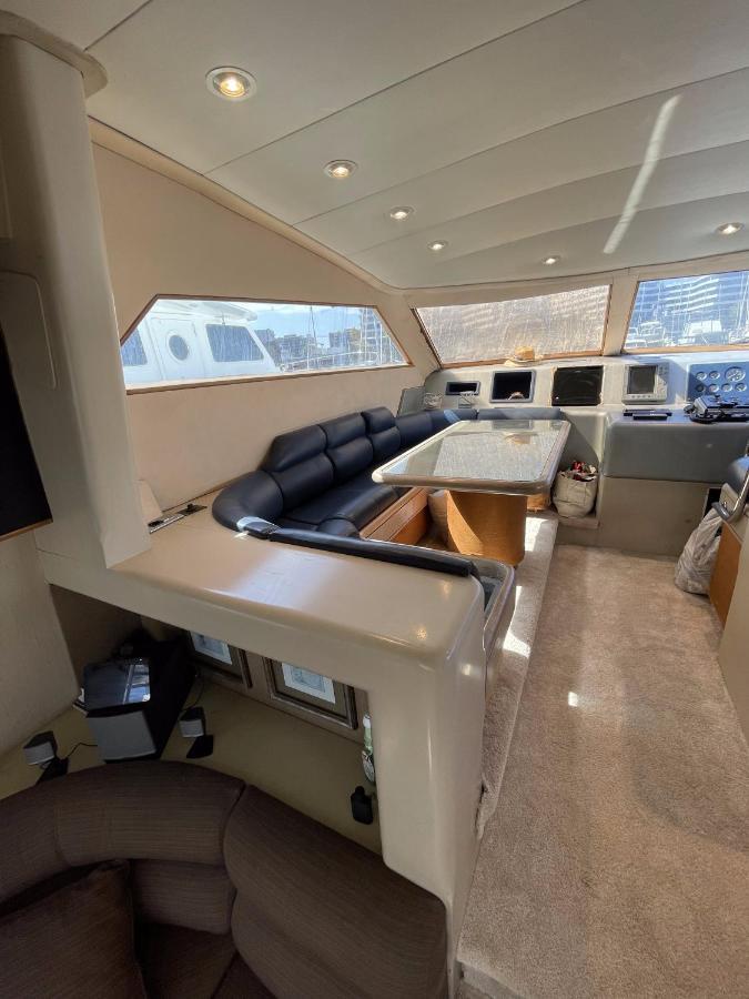 סנט אדריה דה בסוס Hotel Yacht Sotavento מראה חיצוני תמונה