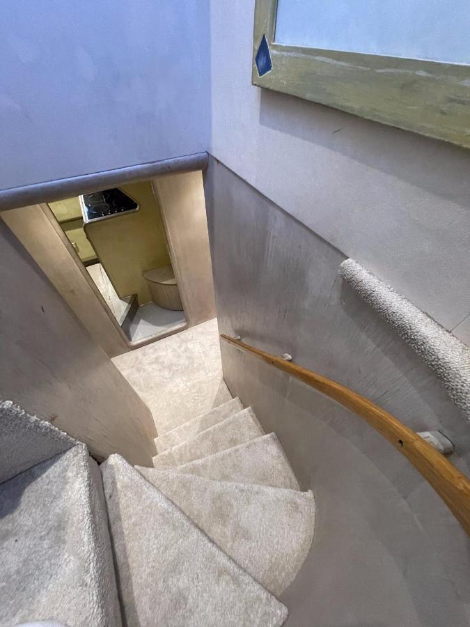 סנט אדריה דה בסוס Hotel Yacht Sotavento מראה חיצוני תמונה