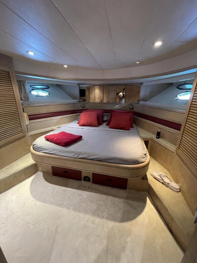 סנט אדריה דה בסוס Hotel Yacht Sotavento מראה חיצוני תמונה